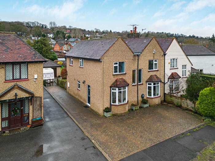 5 Bedroom Semi-Detached House For Sale In Manor Gardens, High Wycombe, HP13