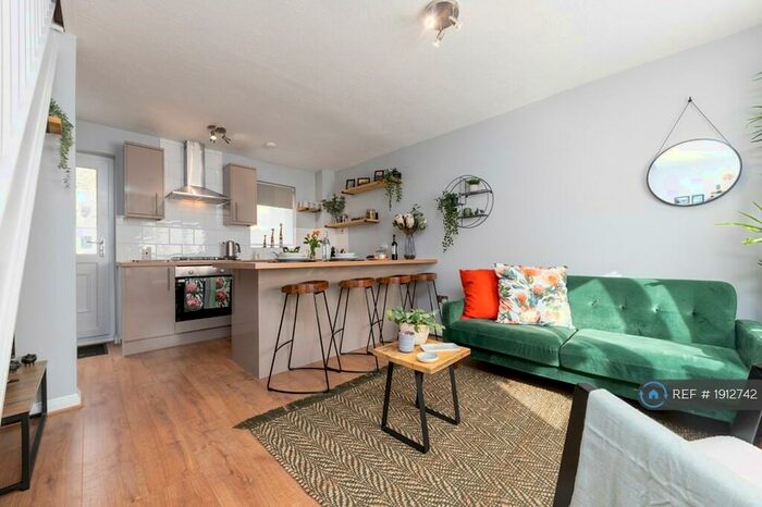 1 Bedroom Terraced House To Rent In Hedgerow Close, Stevenage, SG2