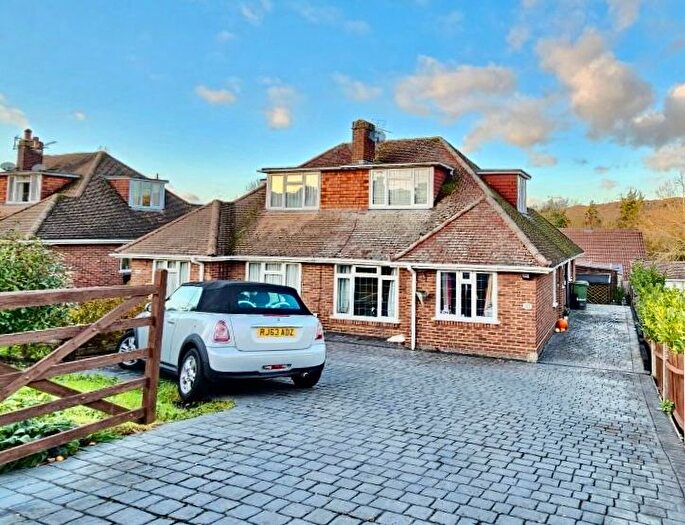 3 Bedroom Semi Detached House For Sale In Downs View Road, Maidstone, ME14