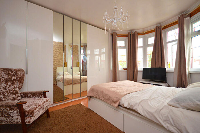 3 Bedroom Terraced House To Rent In Wilmington Gardens, Barking, IG11