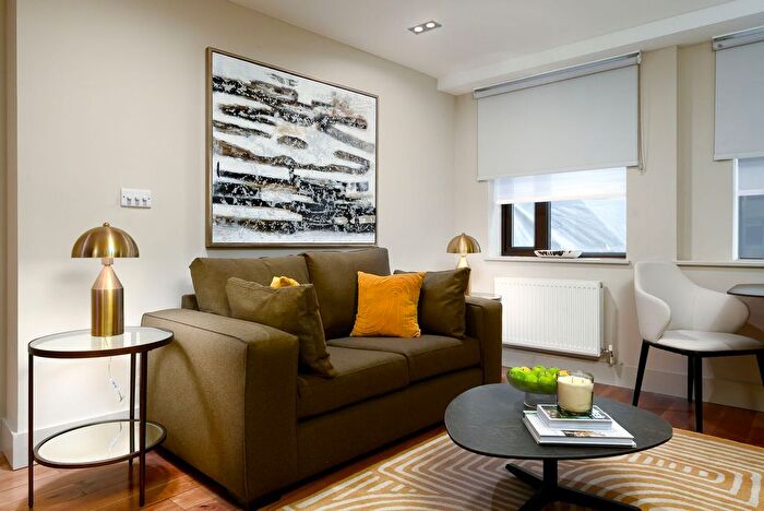 Studio To Rent In City Of London, EC3R