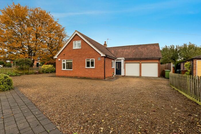 3 Bedroom Detached House For Sale In West End, Long Clawson, Melton Mowbray, Leicestershire, LE14