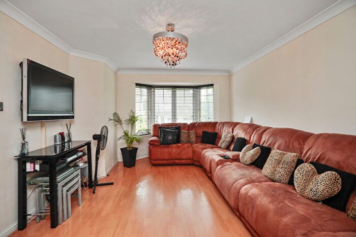 4 Bedroom Detached House For Sale In Polton Vale, Loanhead, Midlothian, EH20