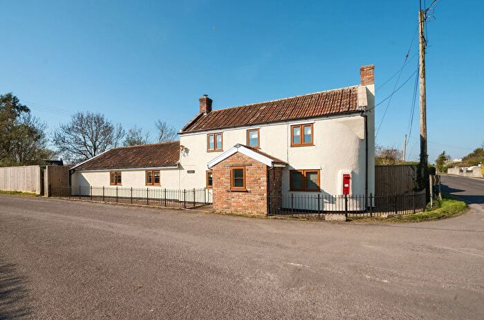 4 Bedroom Detached House For Sale In Withy Road, East Huntspill, Highbridge, Somerset, TA9