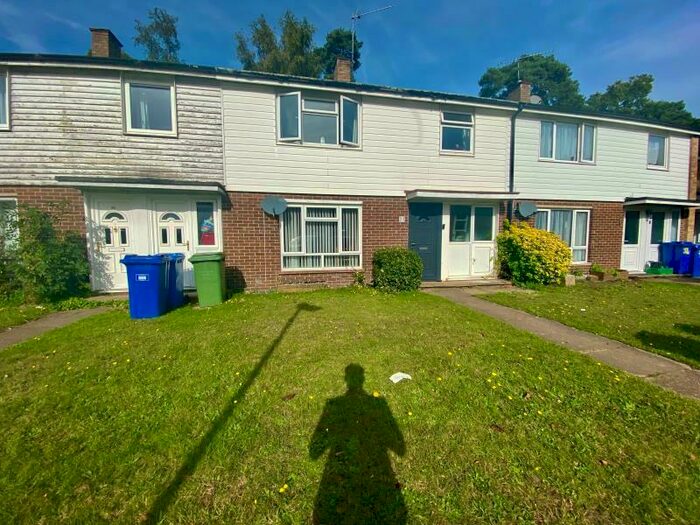 3 Bedroom Terraced House To Rent In Bracknell, RG12