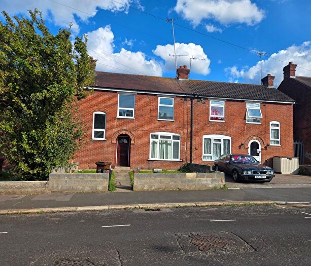 3 Bedroom End Of Terrace House To Rent In Knight Avenue, Gillingham, Kent, ME7