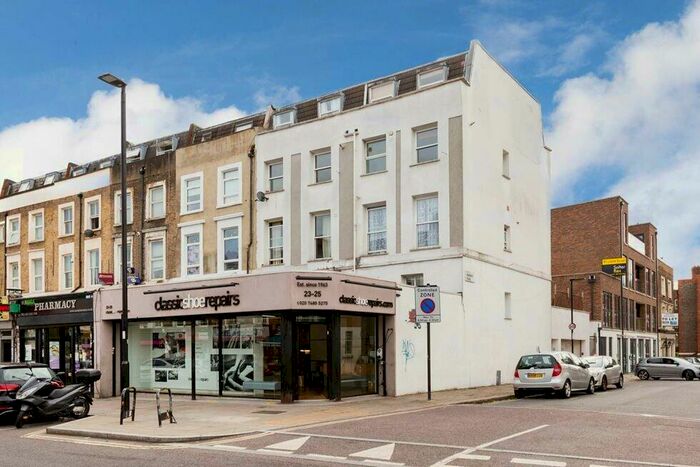 Flat To Rent In Brecknock Road, Tufnell Park, N7