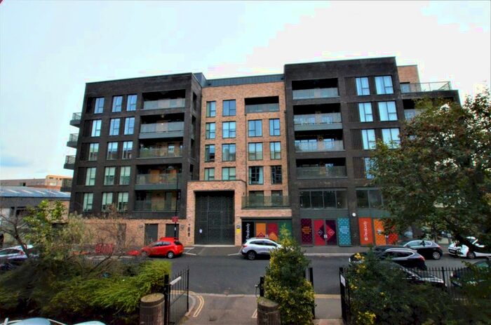 1 Bedroom Flat To Rent In Pomeroy Street London, SE14
