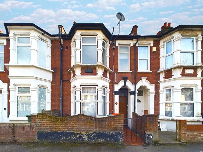 2 Bedroom Flat To Rent In Wigston Road, London, E13