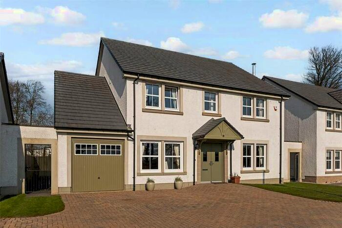 4 Bedroom Detached House For Sale In Kilmaurs Road, Fenwick, KA3
