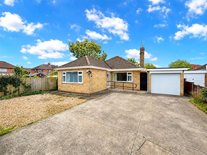 3 Bedroom Bungalow For Sale In Northwood Drive, Sleaford, Lincolnshire, NG34