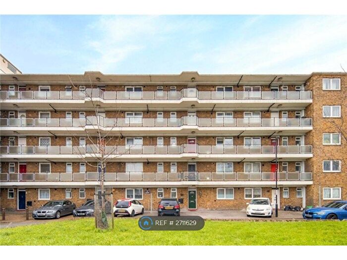 2 Bedroom Flat To Rent In Grove St, London, SE8