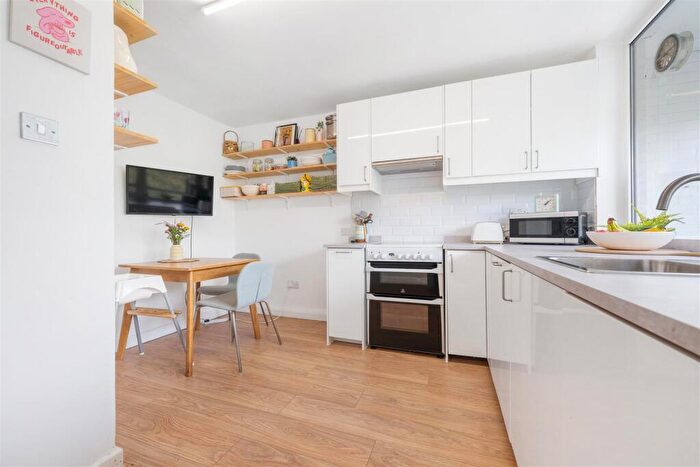 1 Bedroom Flat For Sale In Stembridge Road, Anerley, London, SE20