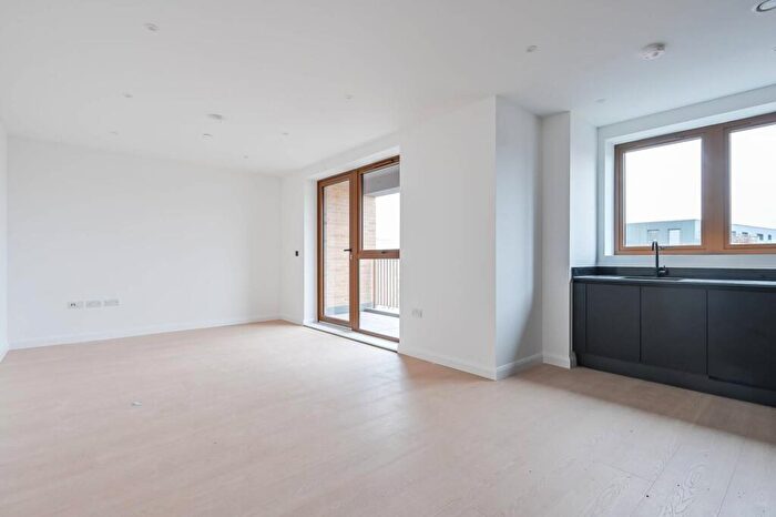 1 Bedroom Flat To Rent In Dod Street, Limehouse, London, E14