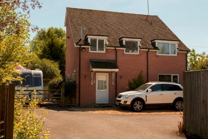 4 Bedroom Detached House To Rent In The Forge, Hungerford, RG17