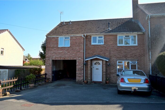 1 Bedroom Flat To Rent In Northbrook Road, Yeovil, BA21