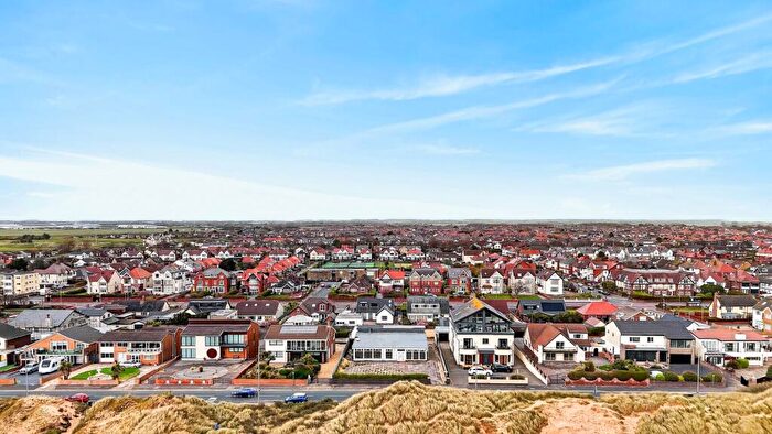 5 Bedroom Detached House For Sale In North Promenade, Lytham St. Annes, FY8