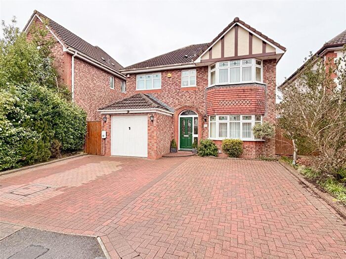 4 Bedroom Detached House For Sale In Ulverston Terrace, Hamilton, ML3