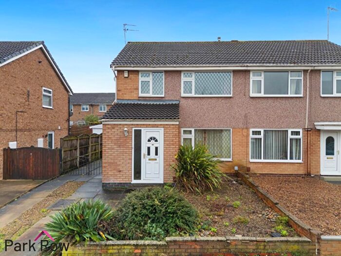 3 Bedroom Semi Detached House For Sale In Elmete Avenue, Sherburn In Elmet, Leeds, LS25