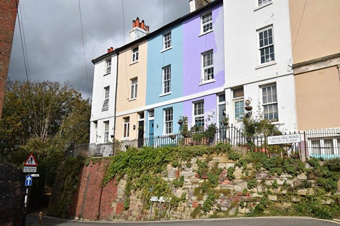 2 Bedroom Terraced House To Rent In Castle Hill Road, Hastings, TN34