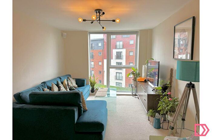 2 Bedroom Flat To Rent In Bridgewater Point, Worrall Street, Salford, Greater Manchester, M5