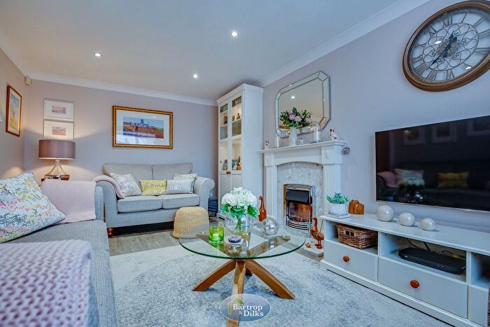 4 Bedroom Detached House For Sale In Cotterhill Close, Worksop, S81