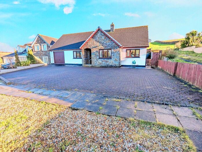 2 Bedroom Detached Bungalow For Sale In Broadway, Laugharne, Carmarthen, Carmarthenshire., SA33