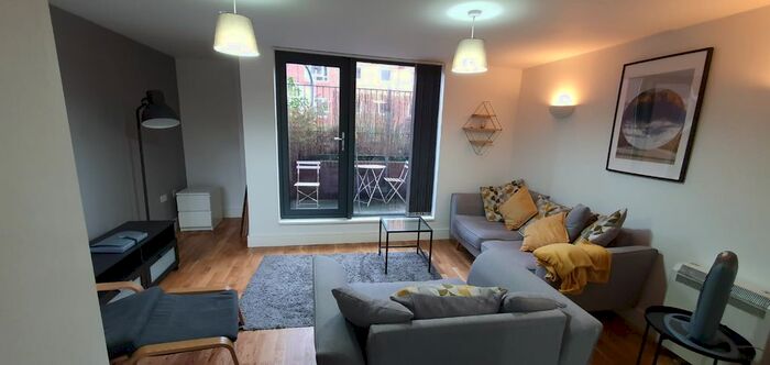 2 Bedroom Flat To Rent In Stowell Street, City Centre, Liverpool, L7