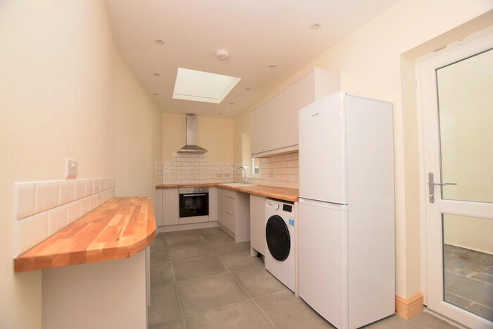 3 Bedroom Terraced House To Rent In Albert Park Place, Bristol, BS6
