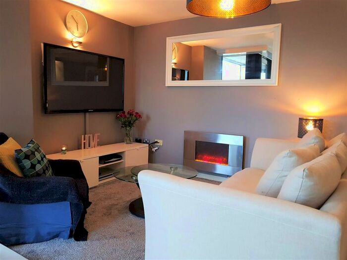 2 Bedroom Apartment To Rent In Tempus Tower, Mirabel Street, Manchester, M3