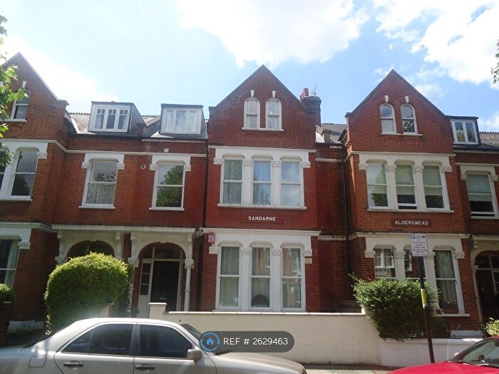 2 Bedroom Flat To Rent In Streathbourne Road, London, SW17