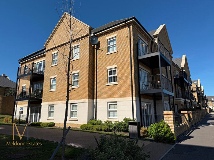 2 Bedroom Apartment For Sale In Ackers Drive, Ebbsfleet Valley, Kent, DA10