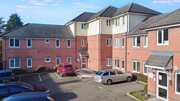 2 Bedroom Flat To Rent In Knightsyard Court, Long Eaton, NG10