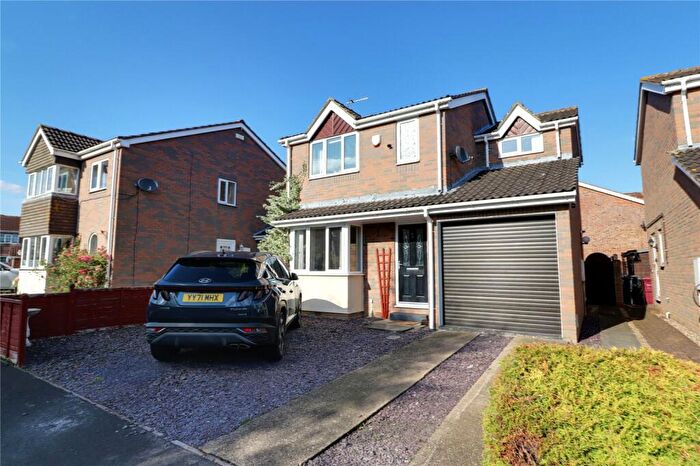3 Bedroom Detached House For Sale In Robinsons Grove, Hibaldstow, Brigg, Lincolnshire, DN20