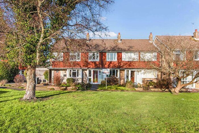 3 Bedroom Terraced House For Sale In Highland Road, Emsworth, PO10