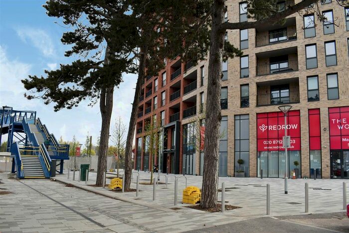 1 Bedroom Flat To Rent In Merrick Road, Southall, UB2