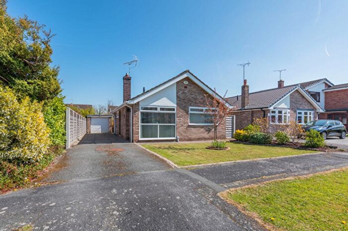 3 Bedroom Bungalow For Sale In Hallfields Road, Tarvin, CH3