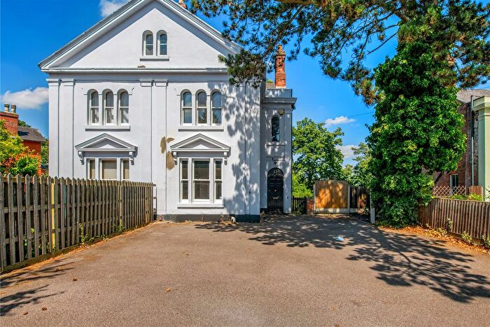 8 Bedroom Semi-Detached House To Rent In Forest Road East, Nottingham, NG1