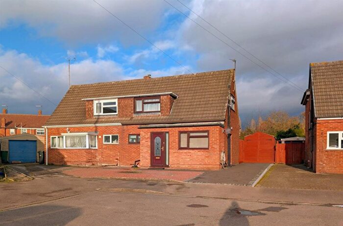 2 Bedroom Semi-Detached House For Sale In Redland Close, Longlevens, Gloucester, GL2