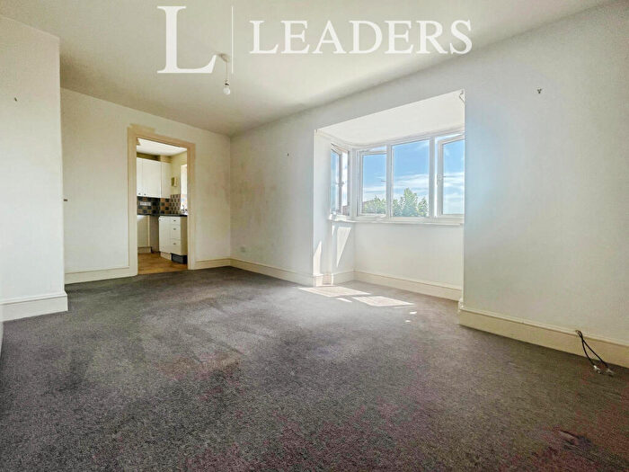 1 Bedroom Apartment To Rent In Carraways, CM8