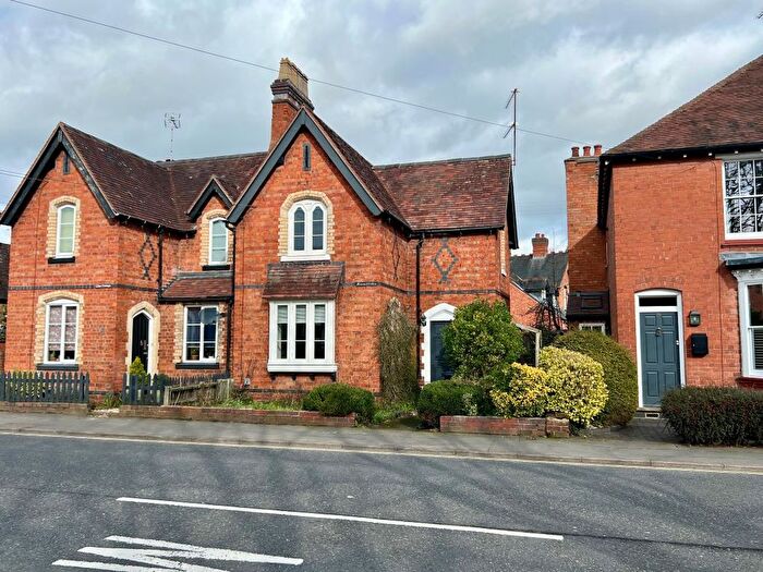 2 Bedroom Semi Detached House For Sale In Red Lion Street, Alvechurch, Birmingham, B48