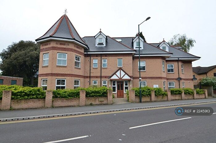 1 Bedroom Flat To Rent In Iddesleigh Road, Bournemouth, BH3