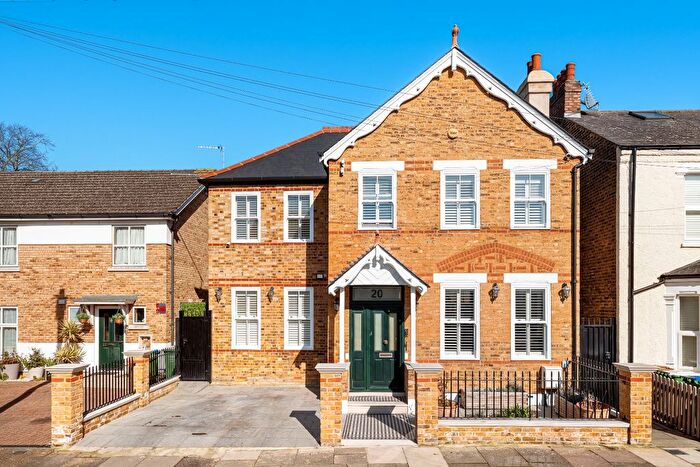 5 Bedroom Detached House For Sale In Burcharbro Road, London, Greater London, SE2