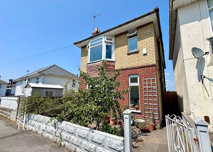 3 Bedroom Detached House For Sale In Bishop Road, Bournemouth, BH9