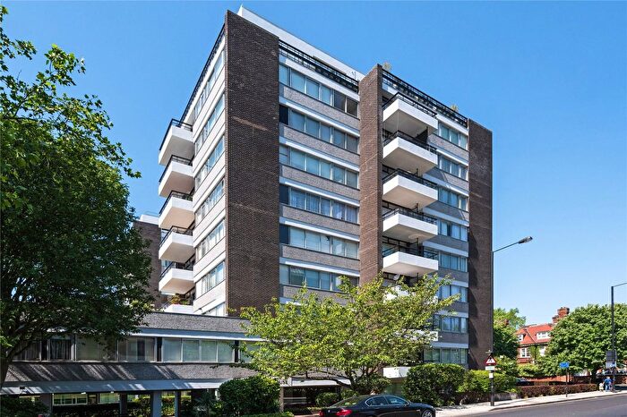 3 Bedroom Flat For Sale In - Avenue Road, St John's Wood, London, NW8