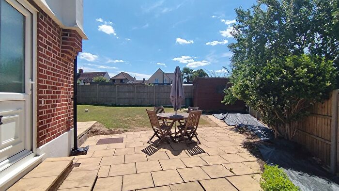 3 Bedroom Semi-Detached House To Rent In Penn Close, Greenford, UB6