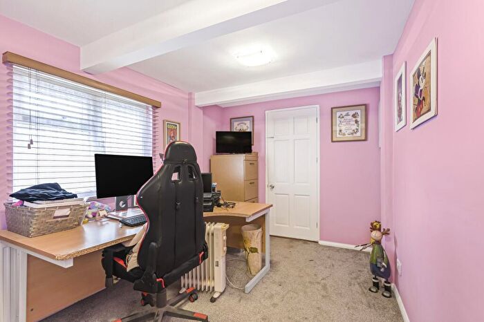 3 Bedroom Terraced House For Sale In Brooksfield, Welwyn Garden City, Hertfordshire, AL7
