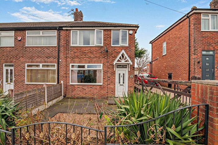 3 Bedroom Semi-Detached House For Sale In Highfield Close, Leeds, LS12