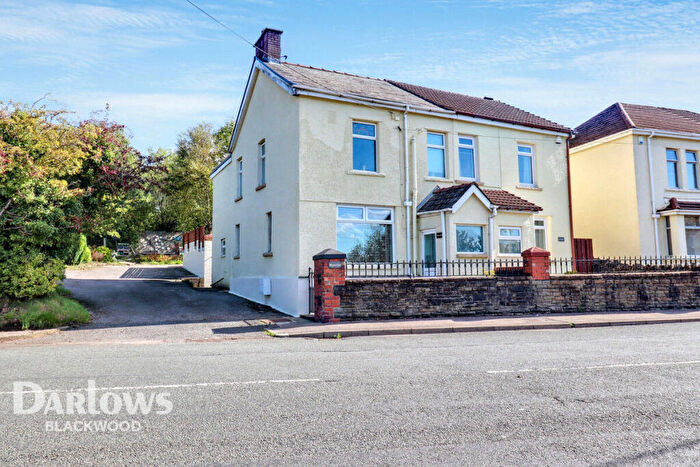 3 Bedroom Semi-Detached House For Sale In Gellihaf Road, Blackwood, NP12