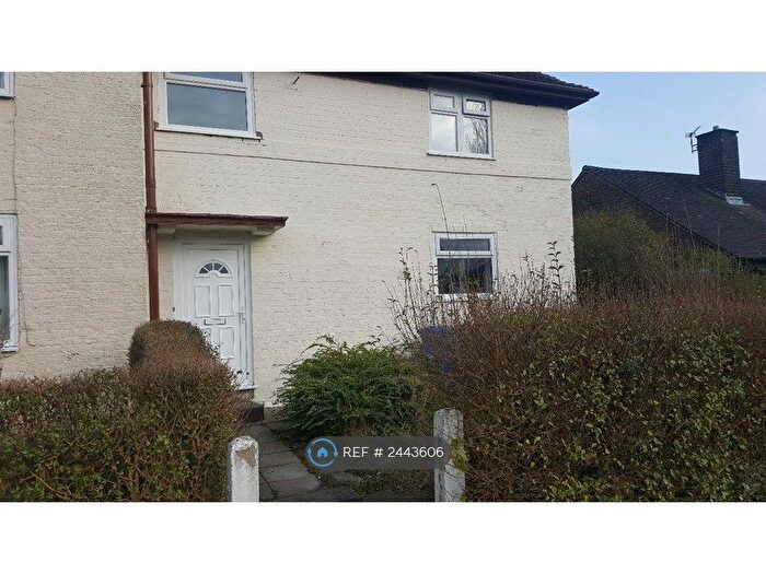 3 Bedroom Semi-Detached House To Rent In Charlestown Road, Manchester, M9